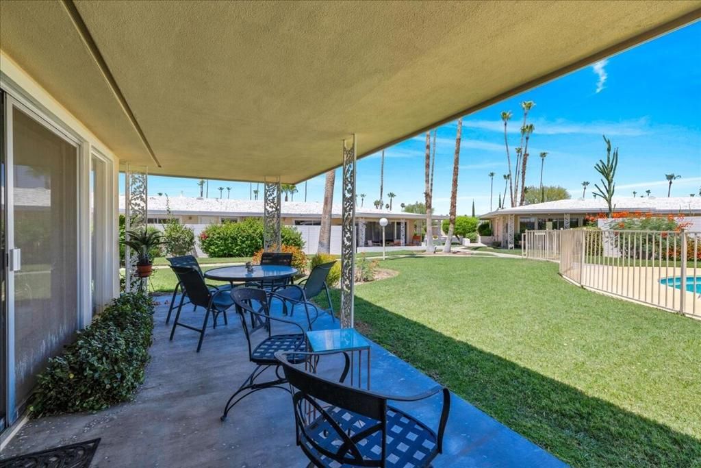 Image 8 of property listing at 2250 S Calle Palo Fierro 6, Palm Springs, CA 92264