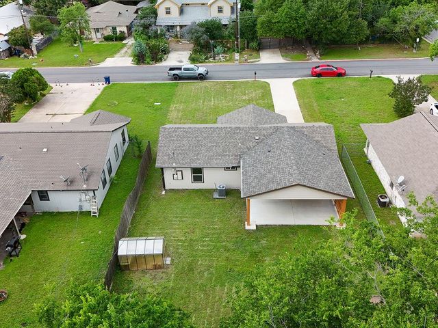 506 West ST, Hutto, TX 78634