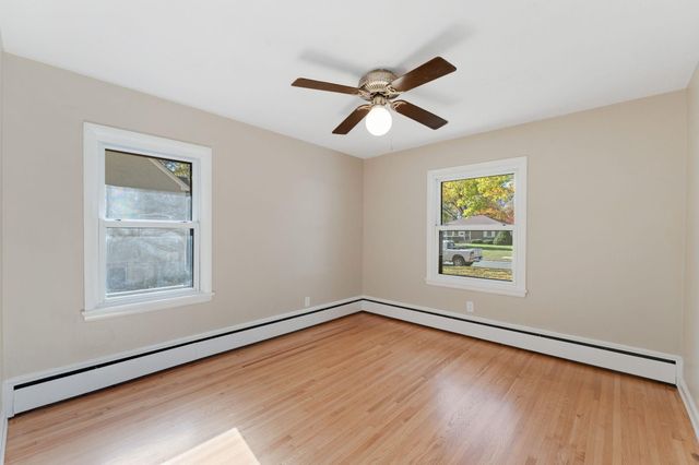 9523 10th Avenue S, Bloomington, MN 55420