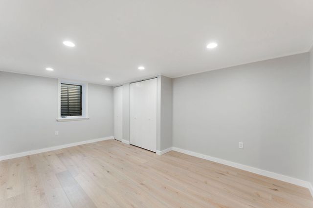 9523 10th Avenue S, Bloomington, MN 55420