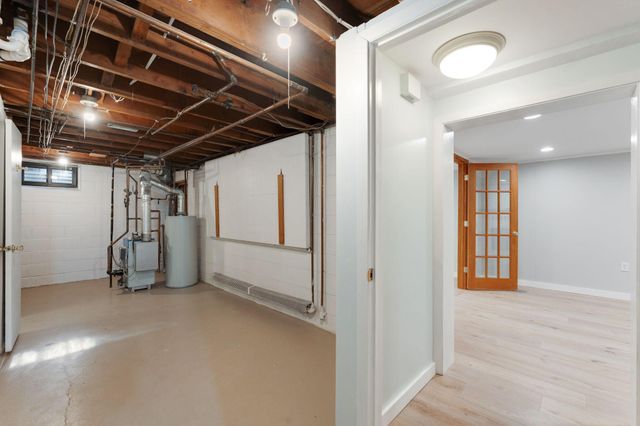 9523 10th Avenue S, Bloomington, MN 55420