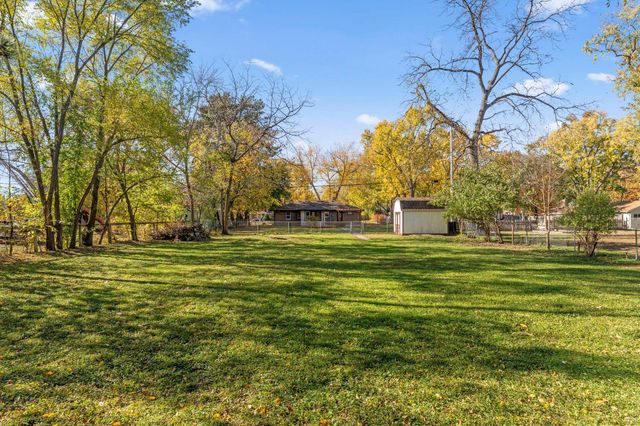 9523 10th Avenue S, Bloomington, MN 55420