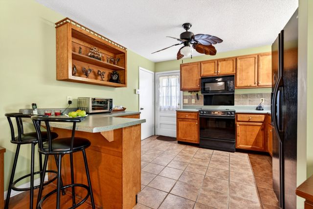127 James Dr, Clarksville, TN 37042