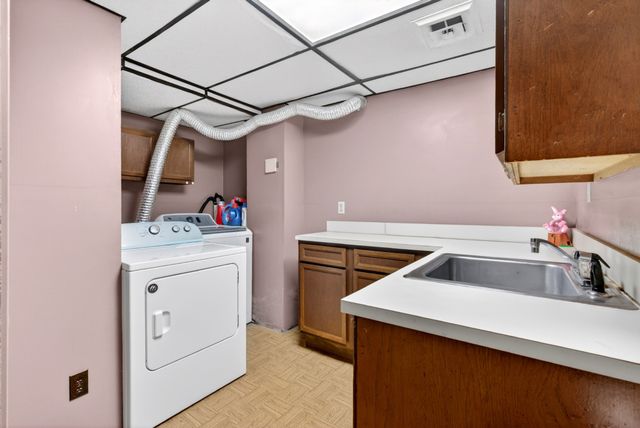 127 James Dr, Clarksville, TN 37042