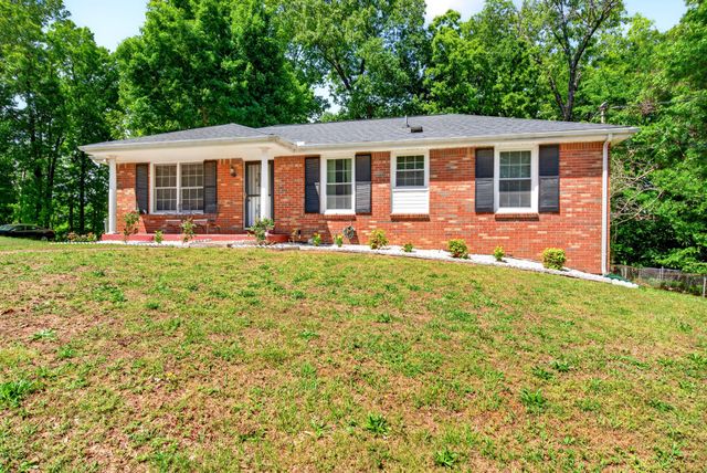 127 James Dr, Clarksville, TN 37042