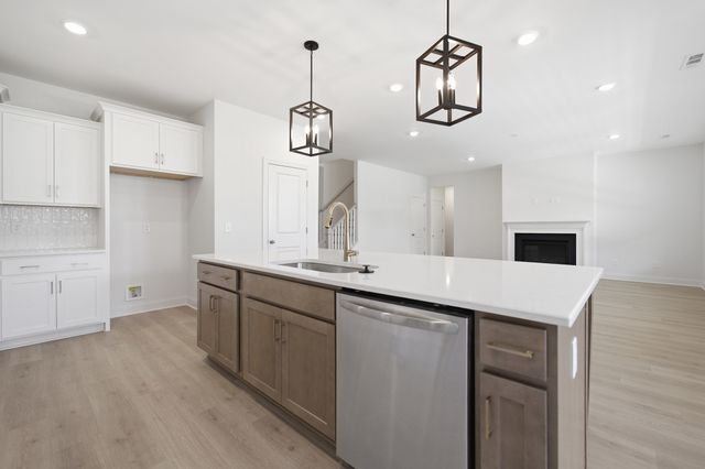 833 Odell Drive, White House, TN 37188