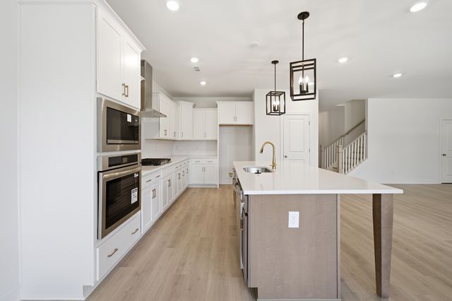 833 Odell Drive, White House, TN 37188