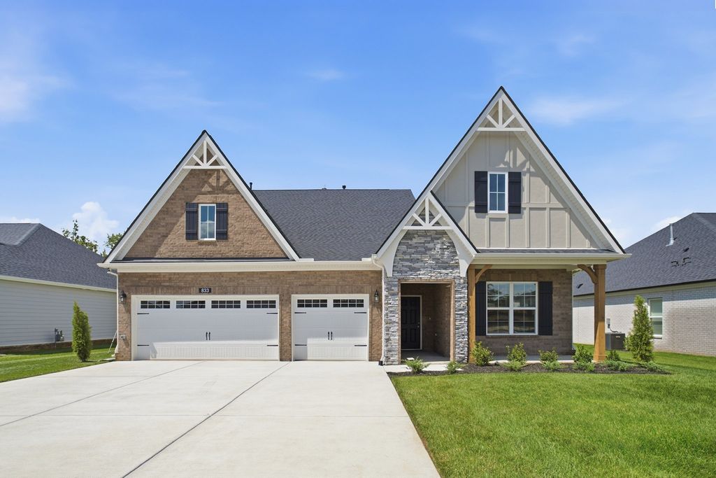 833 Odell Drive, White House, TN 37188