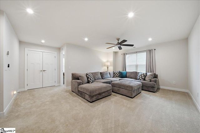132 Dunroyal Road, Fountain Inn, SC 29644