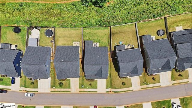 132 Dunroyal Road, Fountain Inn, SC 29644