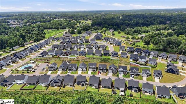 132 Dunroyal Road, Fountain Inn, SC 29644