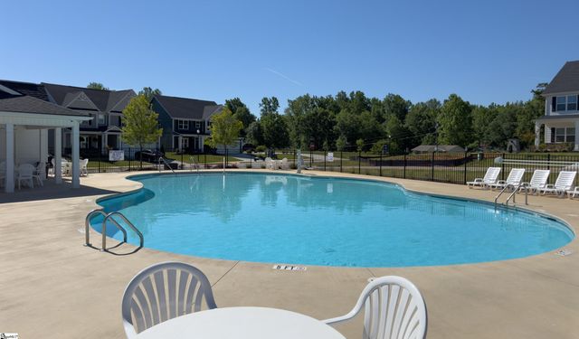 132 Dunroyal Road, Fountain Inn, SC 29644