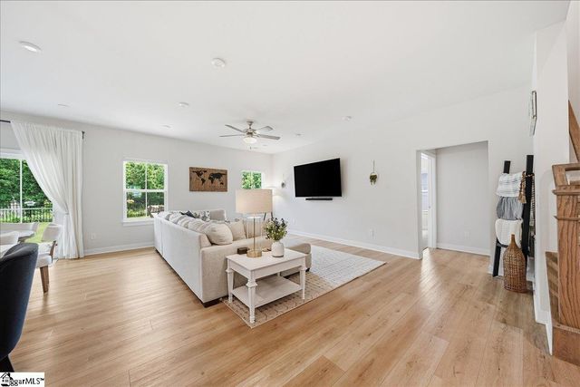 132 Dunroyal Road, Fountain Inn, SC 29644