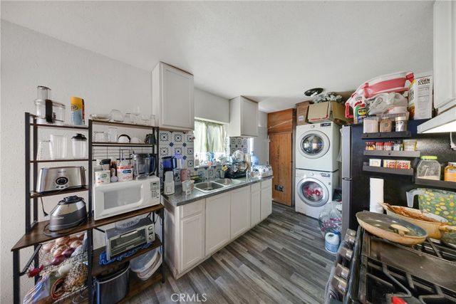 3218 Euclid, Lynwood, CA 90262