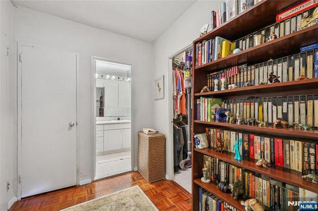 6 Horizon 2106, Fort Lee, NJ 07024