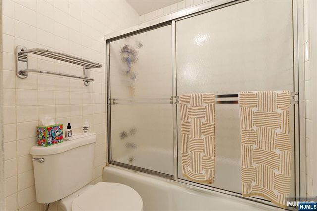 6 Horizon 2106, Fort Lee, NJ 07024