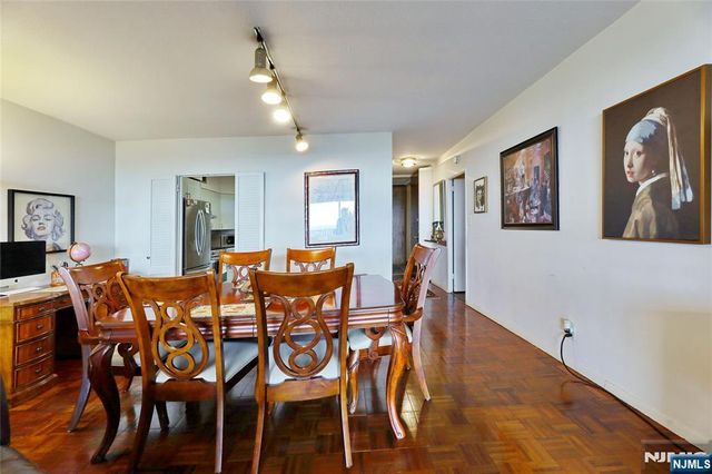 6 Horizon 2106, Fort Lee, NJ 07024