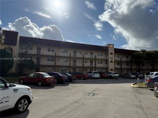 2721 N Pine Island Rd 202, Sunrise, FL 33322