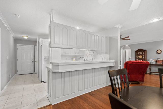 125 Fox Glen Dr., Loris, SC 29569