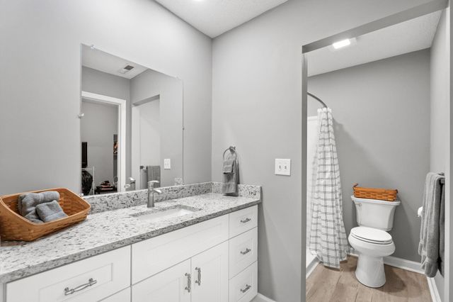 125 Fox Glen Dr., Loris, SC 29569