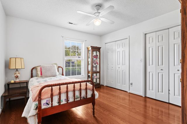 125 Fox Glen Dr., Loris, SC 29569