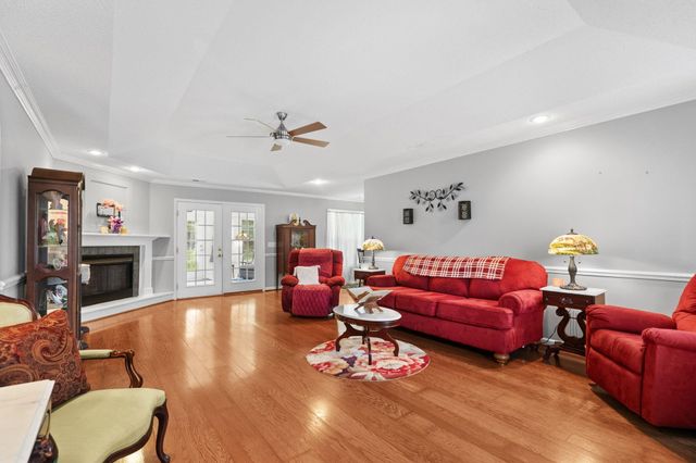 125 Fox Glen Dr., Loris, SC 29569