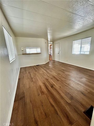 220 ELK st 118, Hemet, CA 92543