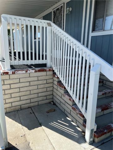 220 ELK st 118, Hemet, CA 92543