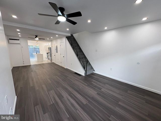 2040 S NORWOOD ST, Philadelphia, PA 19145