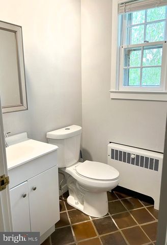 331 BRIDGEBORO RD, Moorestown, NJ 08057