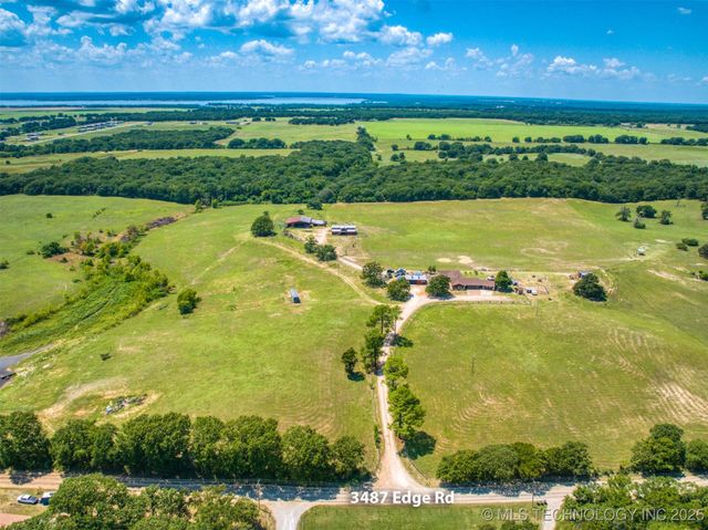 3487 Edge Road, Kingston, OK 73439