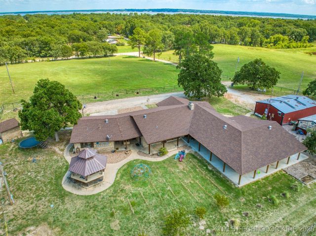 3487 Edge Road, Kingston, OK 73439