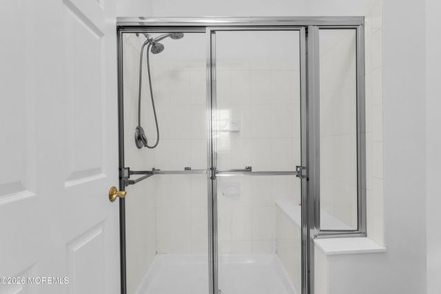 81 Halsted Drive, Manchester, NJ 08759