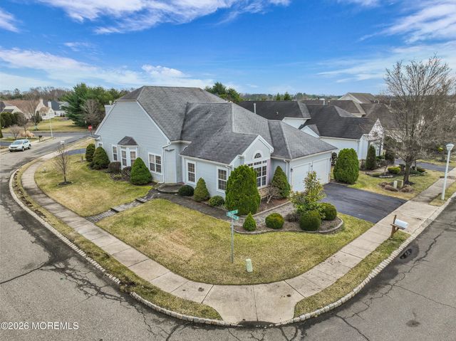 81 Halsted Drive, Manchester, NJ 08759