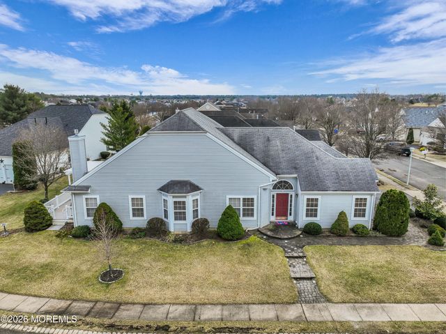 81 Halsted Drive, Manchester, NJ 08759