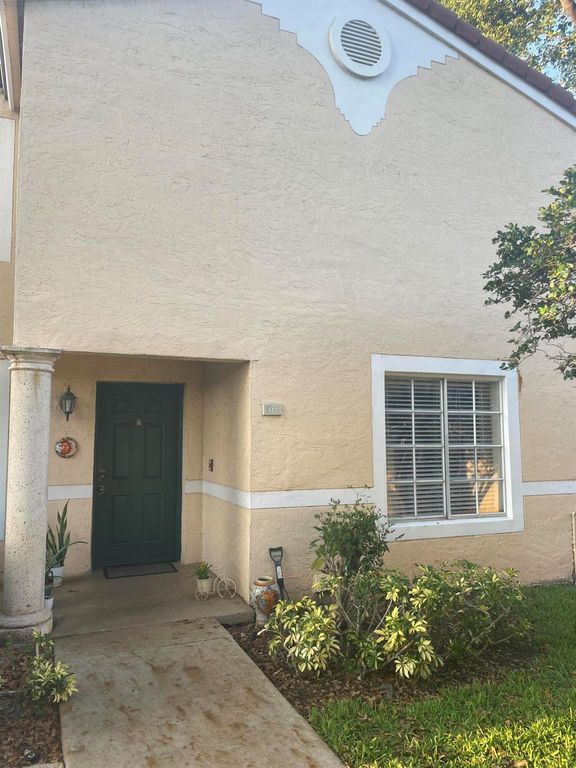 1701 Village Boulevard 112, West Palm Beach, FL 33409