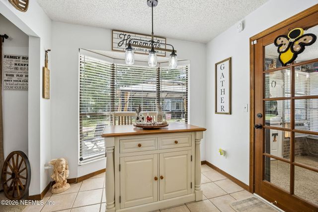 11166 WOODELM Drive E, Jacksonville, FL 32218