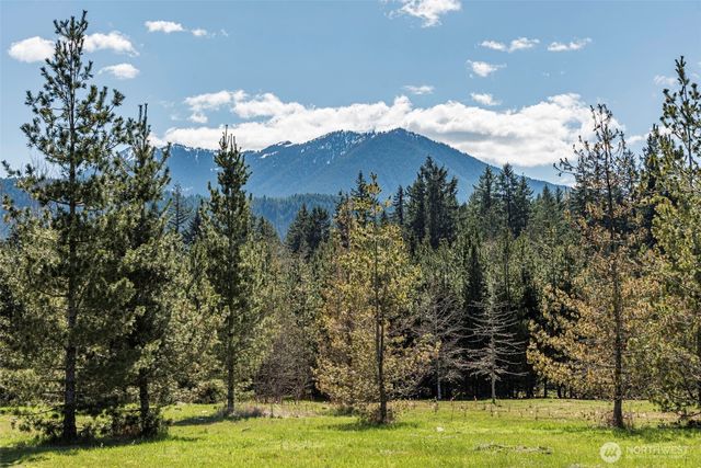 4890 Lost Mountain Road, Sequim, WA 98382