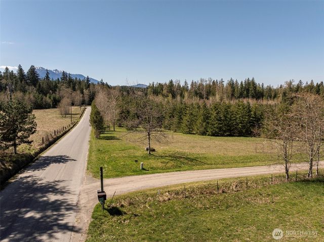 4890 Lost Mountain Road, Sequim, WA 98382