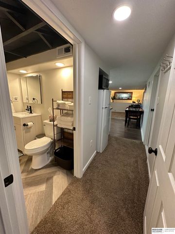 831 S 50 Street, Omaha, NE 68106