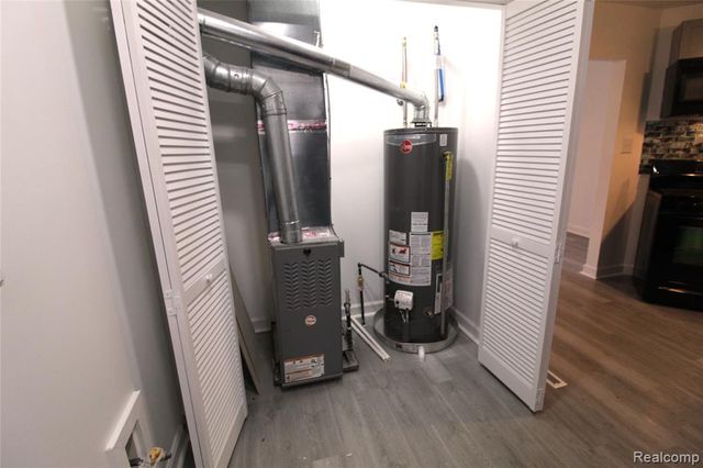 14622-14624 Huron Street, Taylor, MI 48180