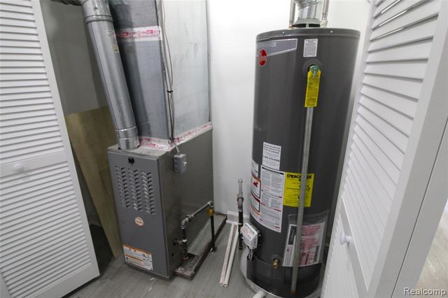 14622-14624 Huron Street, Taylor, MI 48180