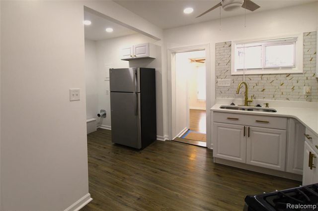 14622-14624 Huron Street, Taylor, MI 48180