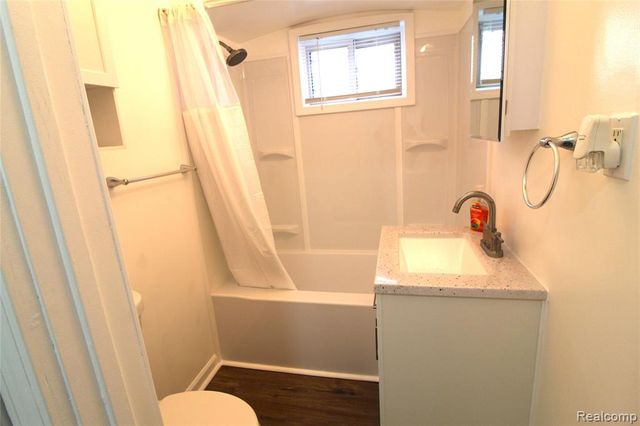 14622-14624 Huron Street, Taylor, MI 48180