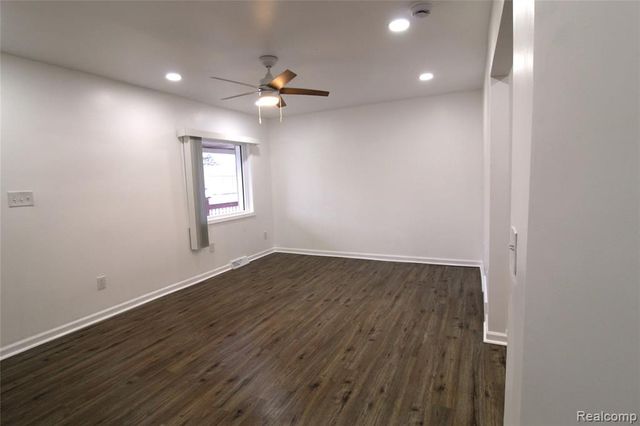 14622-14624 Huron Street, Taylor, MI 48180