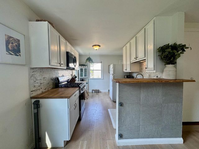 3041 S 49th STREET, Milwaukee, WI 53219