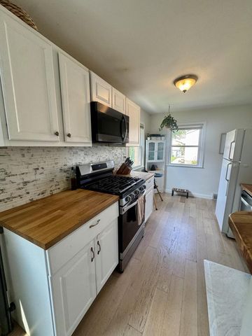 3041 S 49th STREET, Milwaukee, WI 53219