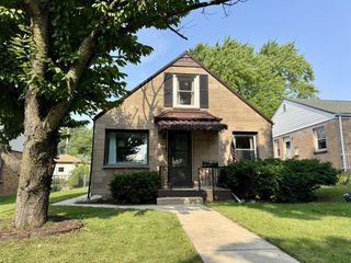 3041 S 49th STREET, Milwaukee, WI 53219