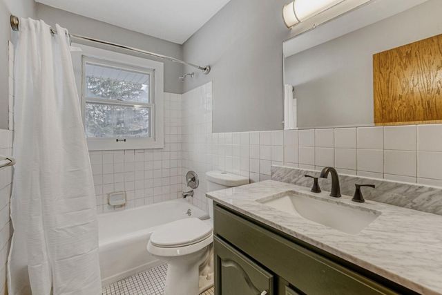 21455 Harrow Avenue N, Forest Lake, MN 55025