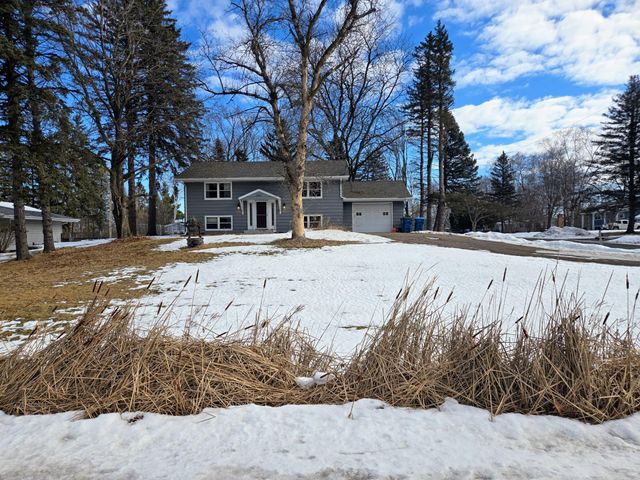 21455 Harrow Avenue N, Forest Lake, MN 55025